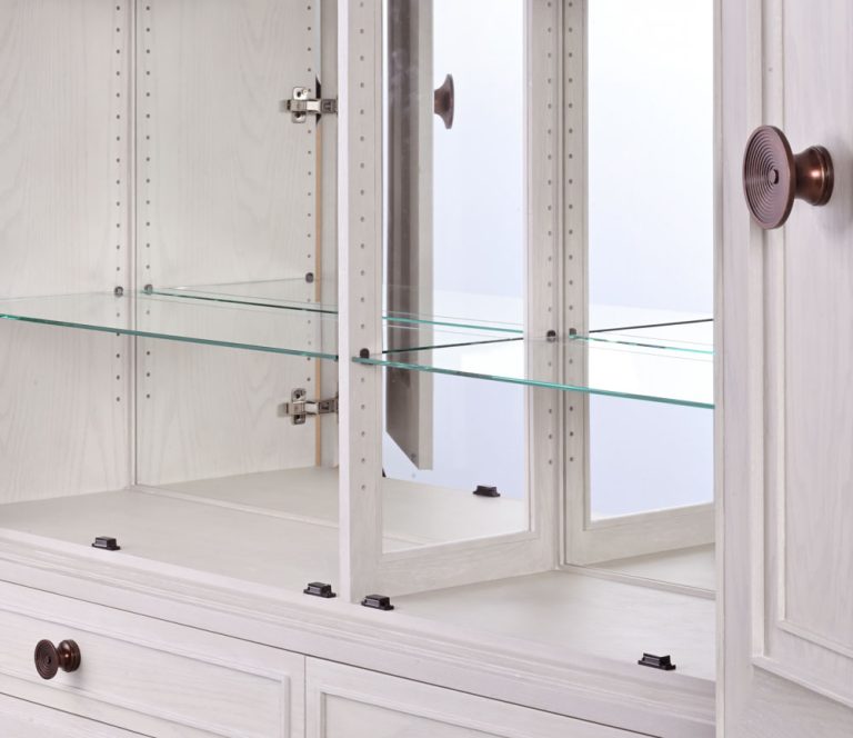 Jamison Sideboard & Hutch