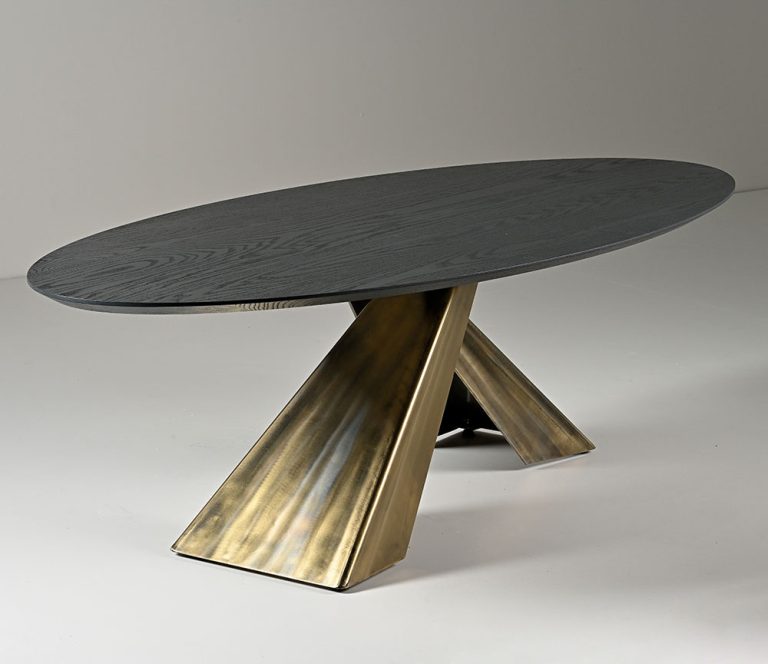 LouFante Oval Cocktail Table