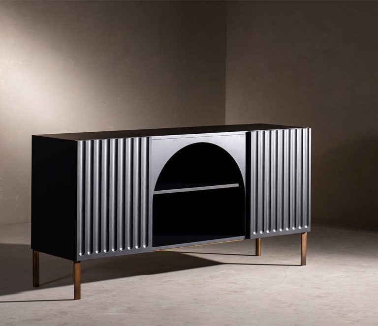 Met Alcove Console