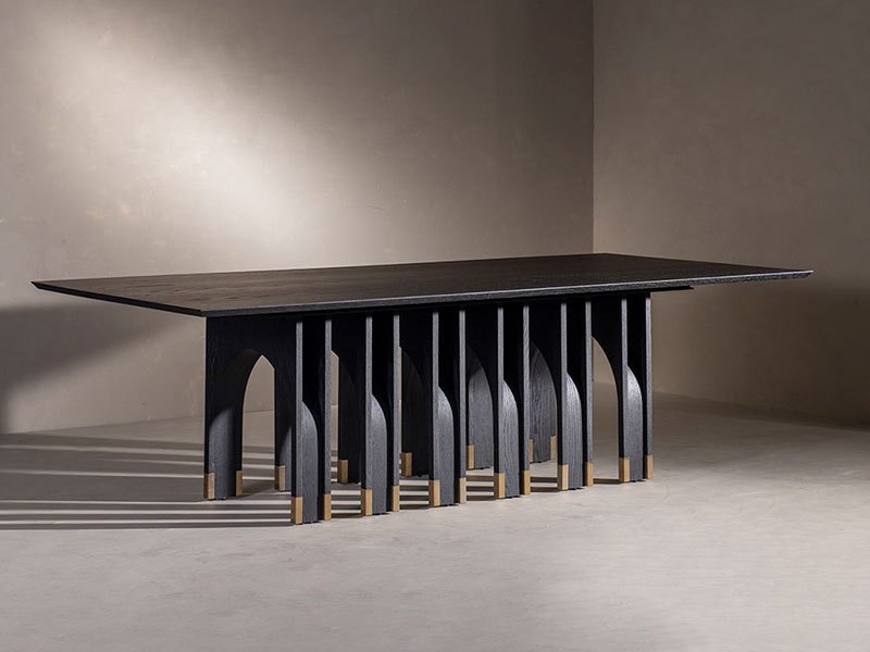 Met Pavilion Dining Table