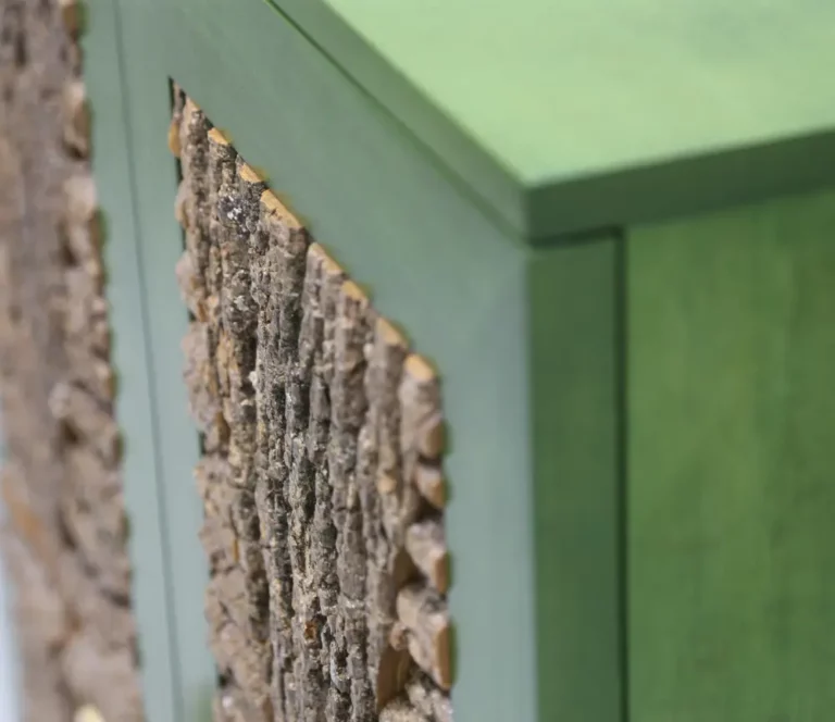 bark door console door corner