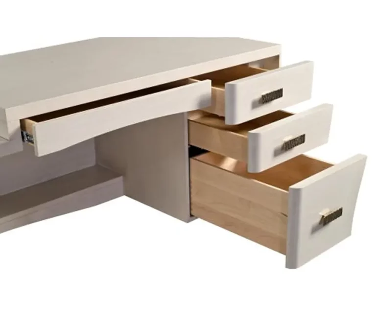 valencia-partner-desk