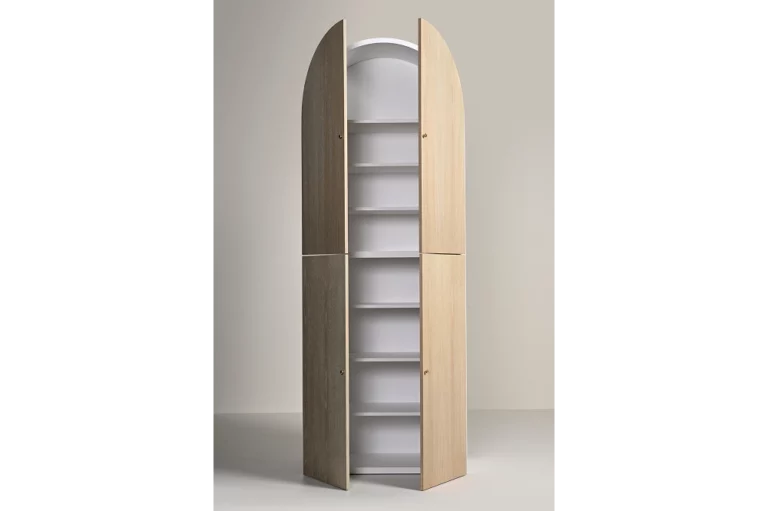 Elle Cabinet