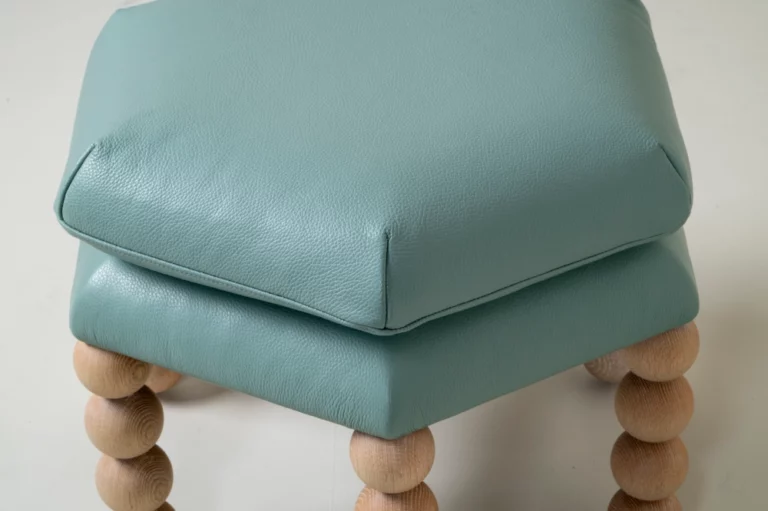 Lyra Ottoman