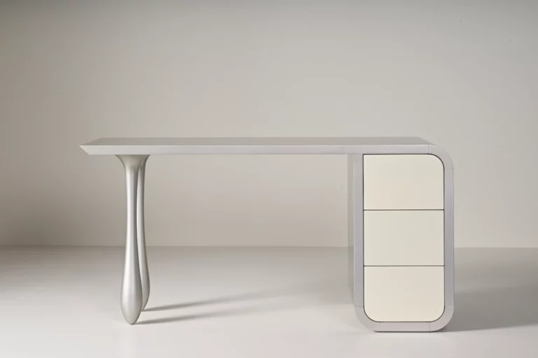 Silvia Desk L