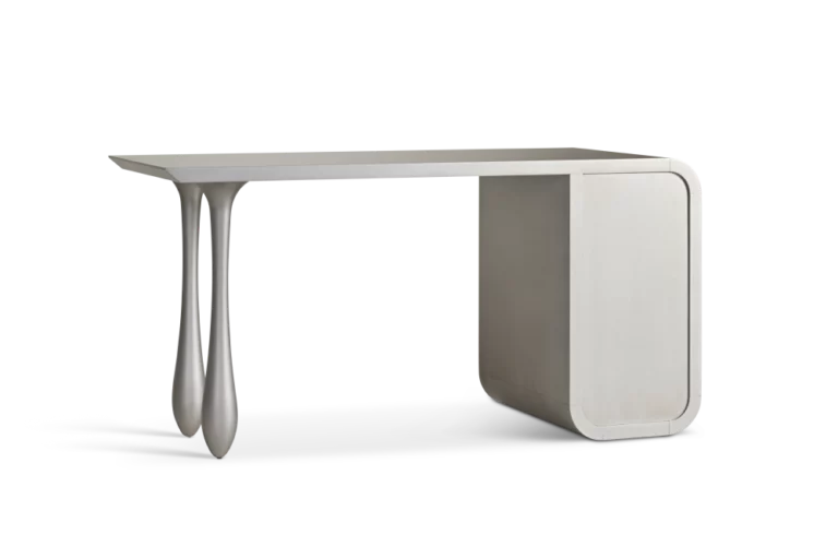 Silvia Desk R
