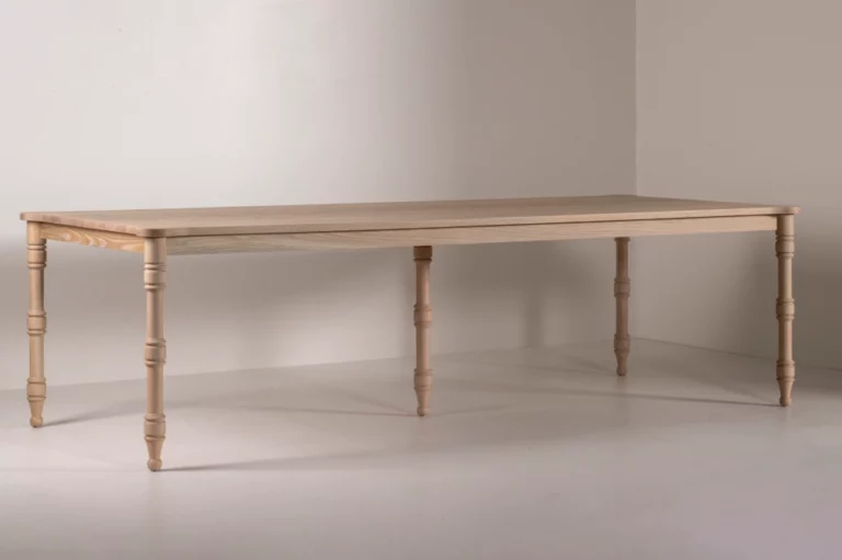 Wren Dining Table