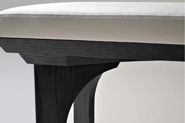 MET Corinthian Bench