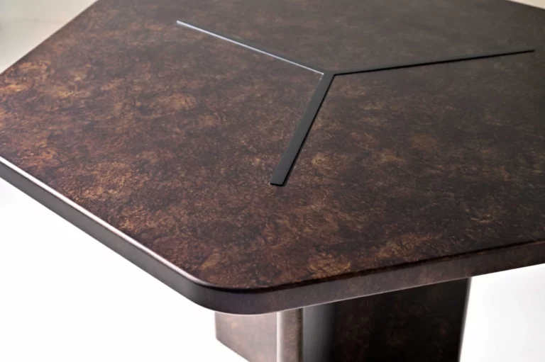 MET Grid Dining Table